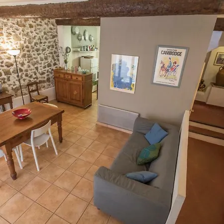 Holiday home Traditional House By Connexion