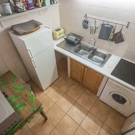 Traditional House By Connexion Holiday home